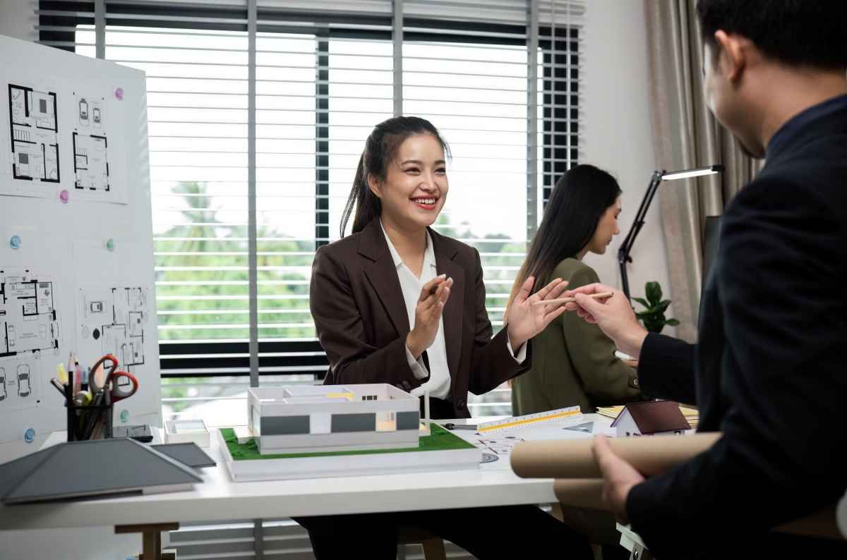Ilustrasi profesi di bidang properti. (Sumber: Envato)