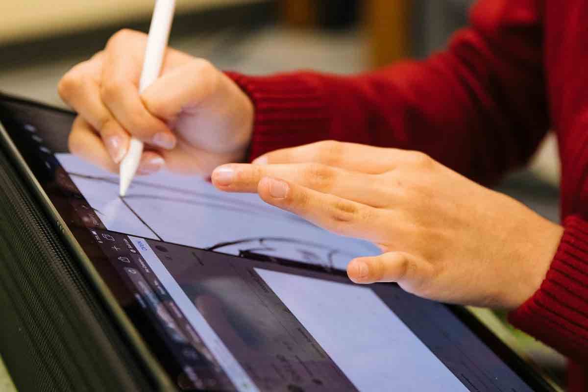 Ilustrasi peluang karir graphic designer. (Sumber: Pexels)