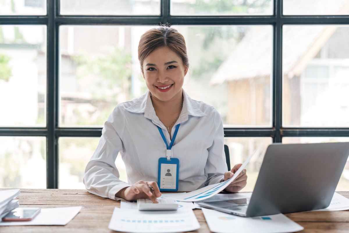 Ilustrasi pekerjaan account officer. (Sumber: Envato)