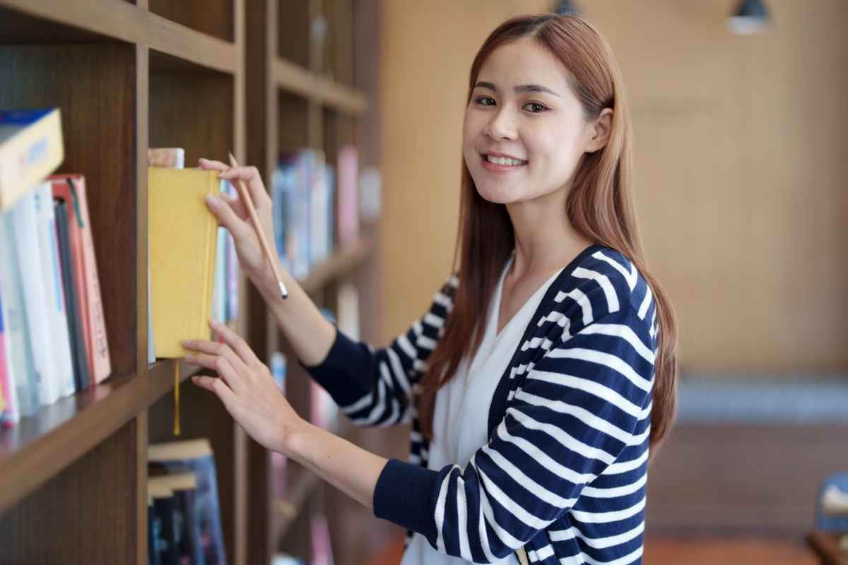 Ilustrasi Prospek Kerja Ilmu Perpustakaan. (Sumber: Envato)